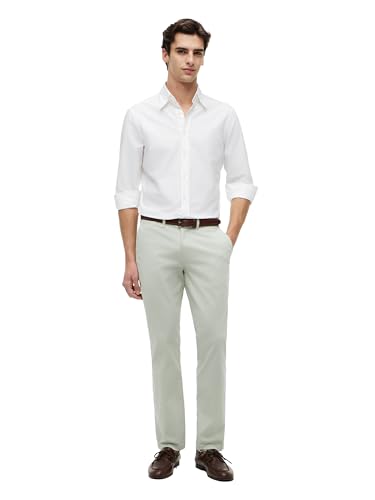 Image of Tommy Hilfiger Men's Stretch Cotton Chino Pants in Slim Fit