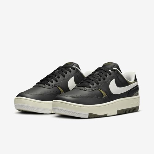 Women's Nike Gamma Force Sneakers2