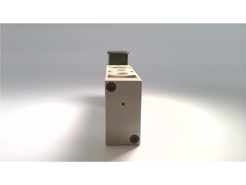 L11BA452OG00030 L1 Single Solenoid Pilot, 1/4" Inline, Spring Return, 2 Position, 4-Way (5/2), Din Plug-in Air Pilot, ISO 228/1-G Pressure Ports, 110 VAC - 120 VAC, 50 Hz - 60 Hz