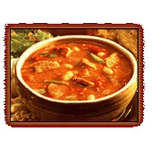 Whiteys Premium Chicken Chili with Beans - 5 lb. bag, 4 per case