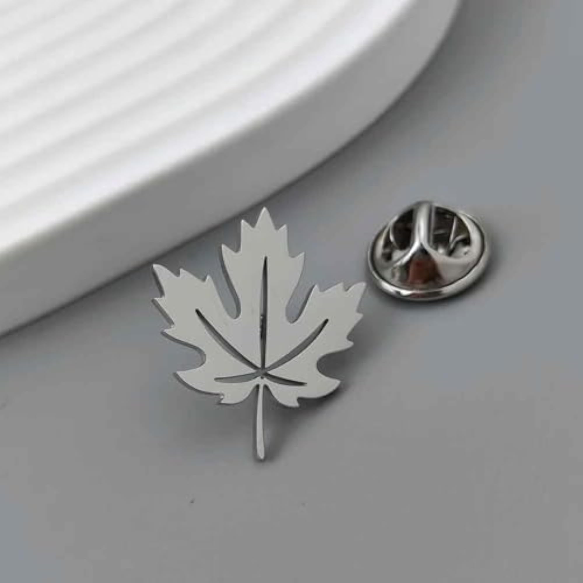 Premium Leaf Lapel Pin Brooch, Maple Leaf Design