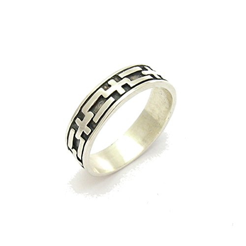 Bague en argent massif 925 de 6mm Empress, l'anneau idéal pour affirmer votre style au bureau