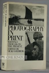 Paperback Photography in Print: Writings from 1816 to the Present Book