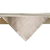 Idéale pour toutes les saisons, cette serviette décorative est un accessoire essentiel pour embellir votre table, que ce soit pour un anniversaire, un dîner en famille ou simplement pour rehausser le charme de votre maison