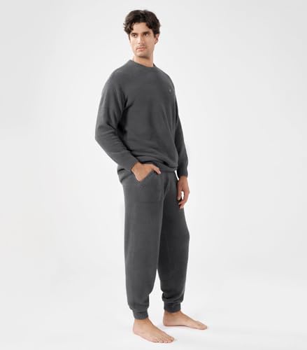 DAVID ARCHY Mens Pajamas Set Ultra-Soft Fleece Pajamas Warm Sleepwear Long Sleeve Lounge Set with Pockets2
