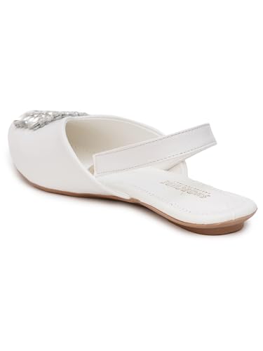 Image of Women's Obsidian Flat Sandal Lightweight & Flexible Comfortable Design Anti-Skid Sole Versatile Style For Girls /Ladies