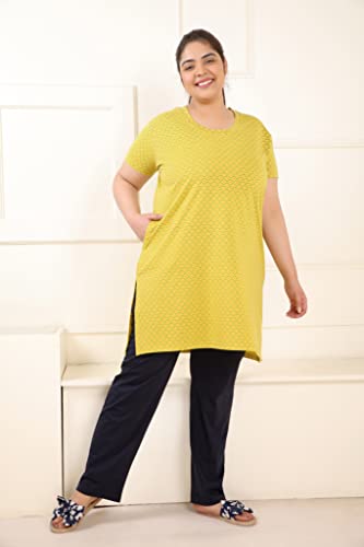 Image of RYSH Women's All-Over Printed Cotton Plus Size Longline T-Shirt with Pockets