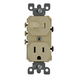 Cooper Wiring 293V 3 Way Switch with Second Device with Receptacle, Ivory