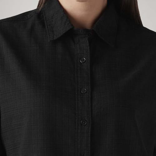 Image of Levi's Women's Solid Relaxed Fit Shirt