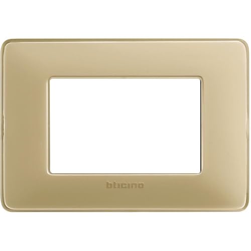 Material: Plastica BTICINO AM4803CAV MATIX PLACCA 3P AVORIO