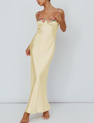 Robe midi fendue en satin pour vos soirées d'été et grands événements