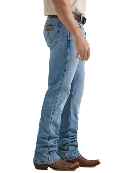 Wrangler Men's Retro Slim Boot Jean 1123469163