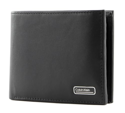 Questa borsa Calvin Klein alta qualità è maneggevole e pratica oltre che sicura. Moderna, senza tempo e originale nel design, questa borsa vera gioia. Con gli ottimi interni e i tanti scomparti puoi borsa tutto ciò di cui hai bisogno nella borsa. Dimensioni: 14 x 10 x 3 cm