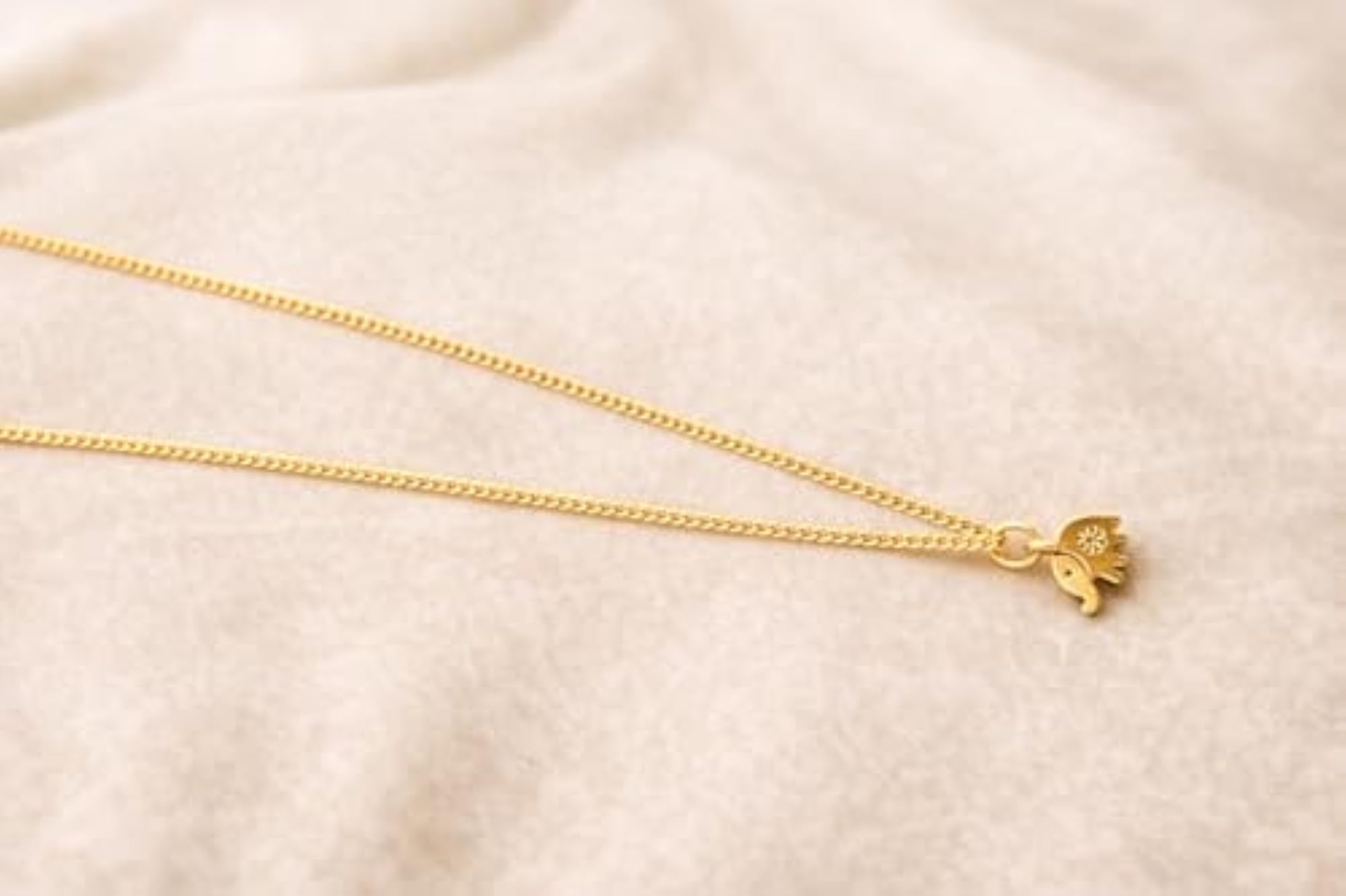 Gold Plated Chain Necklace 5pcs Set, Stylish Pendant Combo