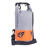 Bolsa impermeable de 2 litros de capacidad. La bolsa prémium mantiene el equipo seco, libre de polvo, seguro y seguro. Rendimiento y fiabilidad para viajes en canoa, senderismo, ciclismo, pesca, camping, playa, nieve, lugares polvorientos o arenosos, y lluvia torrencial en el trabajo y la escuela.