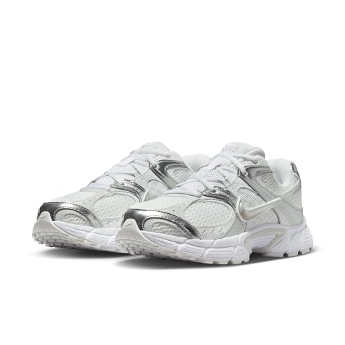 Image of Nike Women's V5 RNR Shoes