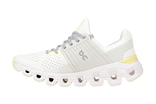 Image of On Women's Cloudswift Sneakers