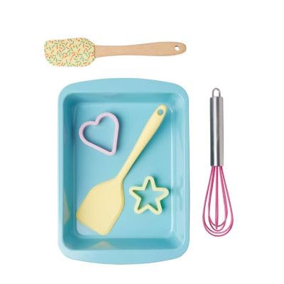 Lakeland Kids’ Cupcake 5 Piece Baking Set – Includes Traybake 2 Cookie Cutters Spatula Turner Whisk