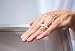 Imagen de SILBERMOOS Anillo de mujer en forma pequeños brotes de flor rosa tratado con chorro de arena brillante Plata esterlina 925