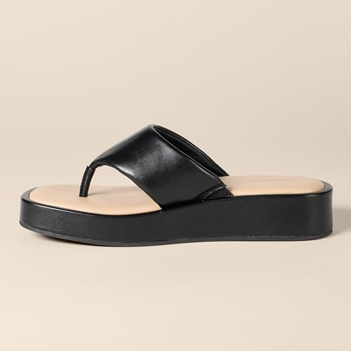 Amazon Essentials Women's Flatform Thong Sandals, Black Faux Leather, 12 by Amazon Essentials - Used condition - Image 2