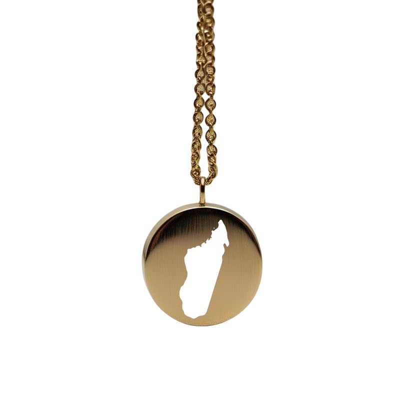 Pendentif carte de Madagascar argent or cadeau médaillon aventure 24mm