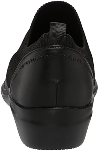Clarks Women's Sashlyn Edge Loafer, Black Knit, 5 | Image 2