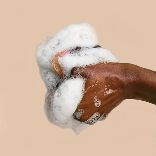 Image of Tree Hut Vanilla Mini Body Wash, Travel Size Shower Gel w /Shea Butter & Essential Oils, Soft Smooth Skin, Gentle Cleanser For All Skin Types, TSA Approved, Self Care Gifts for Women, 3.3 Fl Oz