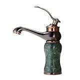 【Double contrôle de chaud et froid】 La poignée unique est conçue et fonctionne facilement, et elle peut être ajustée en tournant facilement, en répondant aux besoins quotidiens de lavage. Le mélange de l'eau chaude et froide est contrôlé avec précision pour éviter l'inconfort causée par des changements de température soudains et est plus sûr à utiliser.