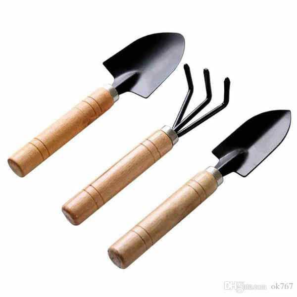 3 Pcs Mini Garden Tools with Wood Handle Cultivator, Small Trowel, Garden Fork,Succulent Tools,Armastuse, Mini Wooden Handle Shovel Gardening Tool,For Seedling Soil