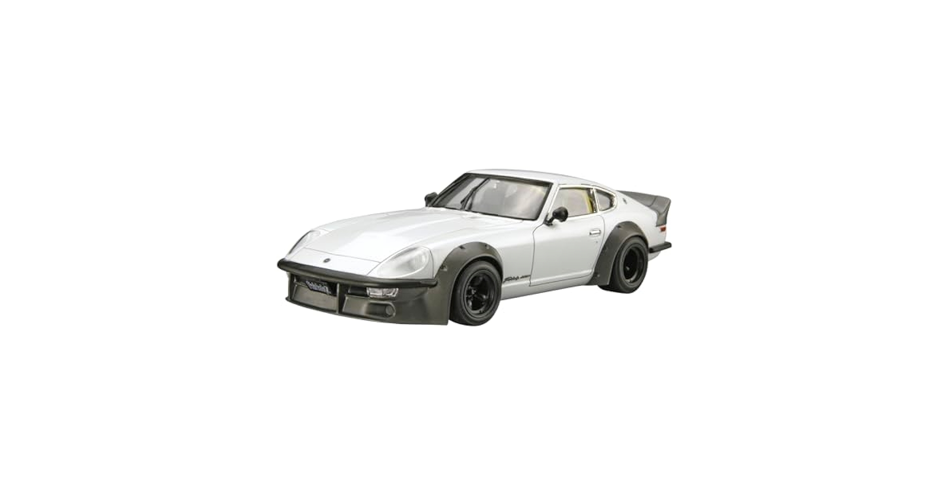 Amazon.com: Aoshima Nissan S30 Fairlady Z Aero Custom (Ver