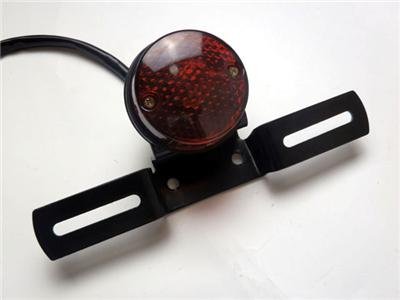 Motorcycle Tail Brake Light w/License Plate Mount for Harley Bobber Chopper