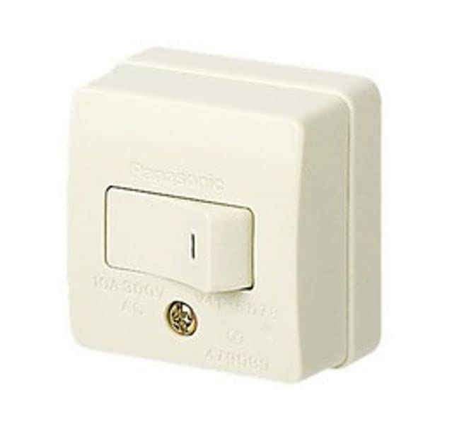 Amazon.co.jp: パナソニック(Panasonic) 10A角型タンブラスイッチ（片  