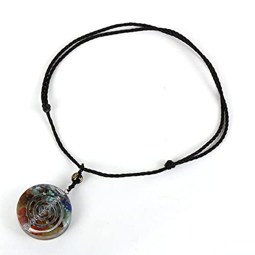 Collier avec pendentif amulette générateur d'énergie 7 chakras pour méditation, équilibre et protection Cover