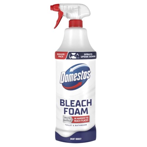 Domestos Mint Boost Bleach Foam sprays upside down for a sparkling clean even in the hardest-to-reach places 450 ml