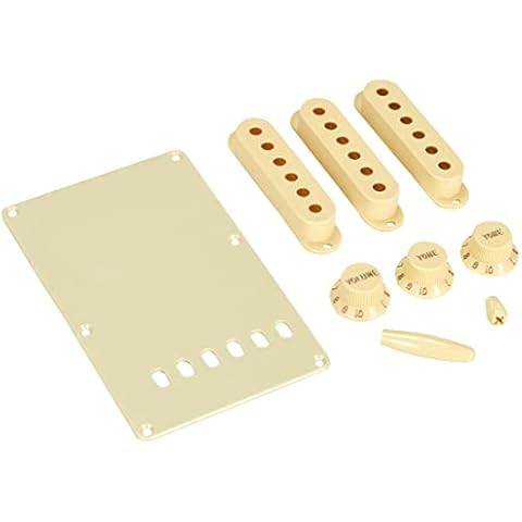 Fender Accessory Kit - Stratocaster - Aged White Cover