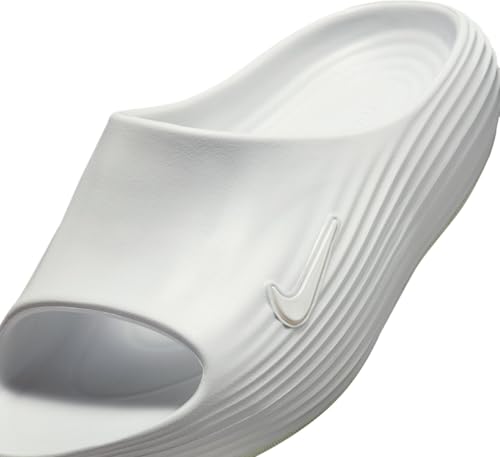 Nike Nike Mens ReactX Rejuven8, Summit White/Summit White/Summit White, 9 Medium