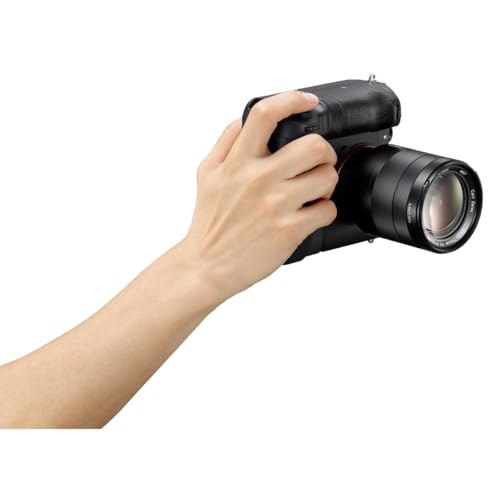 Sony VGC3EM Vertical Grip for α9, α7R III, α7 III black - image 8