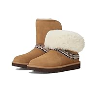 UGG Girls Classic Short Crescent Fashion Boot, Chestnut, 3 UK