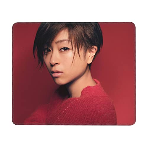 事務用品、宇多田ヒカル3 マウスパッド 水洗い 滑り止め 耐久性が 多機能 おしゃれオフィスマウスパッド