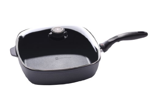 Black Friday - 80% OFF Swiss Diamond Nonstick Square Saute Pan with Lid - 5 qt (11 x 11")