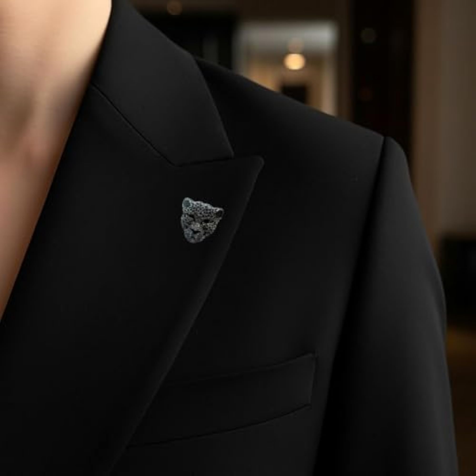 Crystal Studded Leopard Face Lapel Pin for Men & Women
