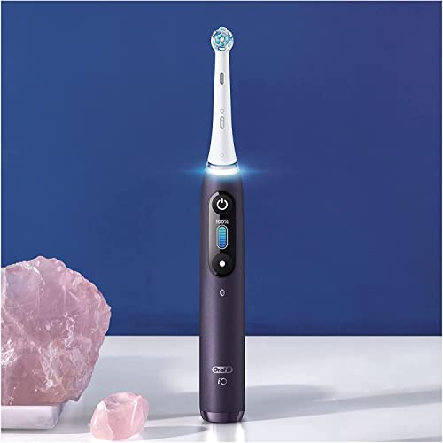 Oral-B iO Series 8 Elektrische Zahnbürste, wiederaufladbar, mit 1 Griff mit künstlicher Intelligenz, 1 Bürste und 1 Premium-Reiseetui – Bild 3
