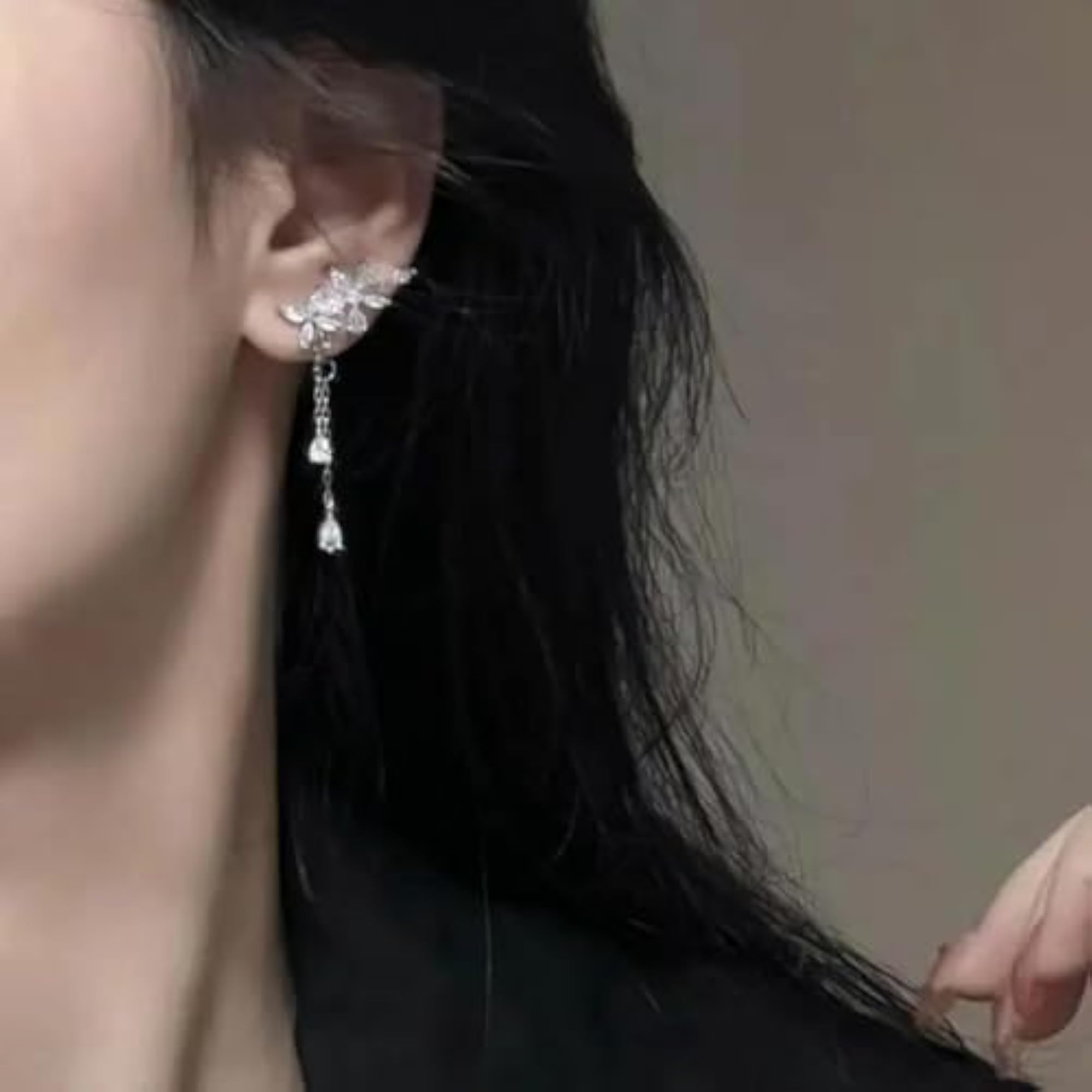 Women's Elegant Crystal Flower Dangle Earrings, Silver Tassel