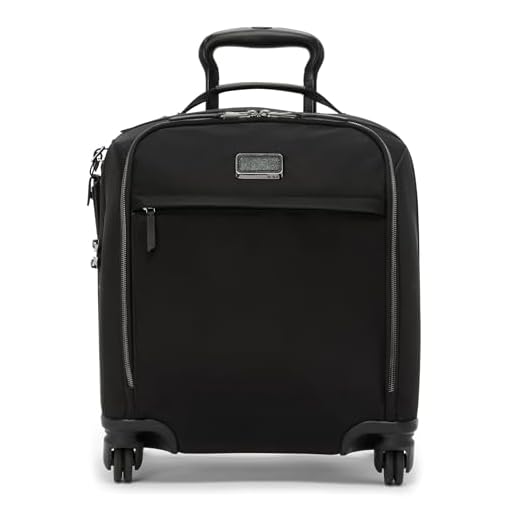TUMI Voyageur Leger 4-Wheeled Carry-On