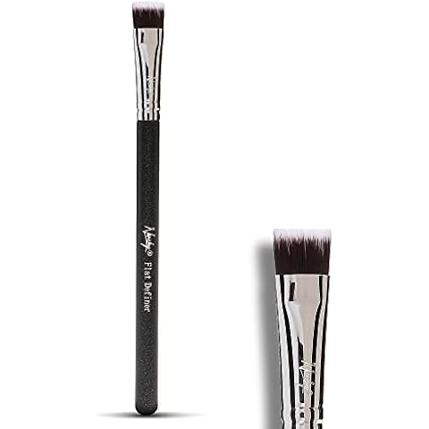 Nanshy Flat Definer Brush - Flat Eyeliner Brush with Thin Straight Vegan Bristles - Flat Eyeshadow Brush - Concealer Brush for Eyebrows (black) Cover