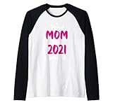 Photo Gallery cool graduation tee orgogliosa mamma di una classe di 2021 grad maglia con maniche raglan Photo Gallery cool graduation tee orgogliosa mamma di una classe di 2021 grad maglia con maniche raglan