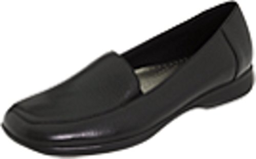 Image of Trotters Women's Jenn Loafer
