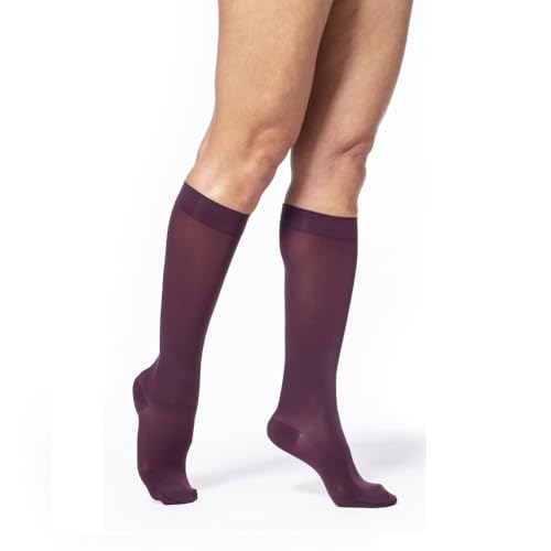 Image of SIGVARIS Women's SOFT OPAQUE 840 Closed Toe Calf Compression Socks 20-30mmHg