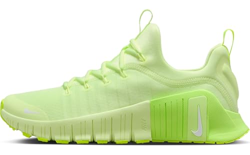 Nike Women's Free Metcon 6 Sneaker, Barely...