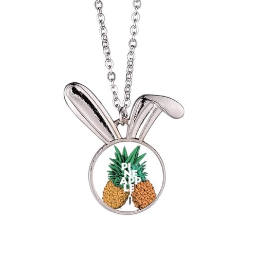 Collier lapin PineFruit au pendentif de fruits tropicaux et finitions haute précision